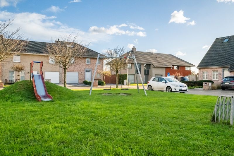 Roeselare - Topper, Recente instapklare woning met 4 slaapkamers foto 28