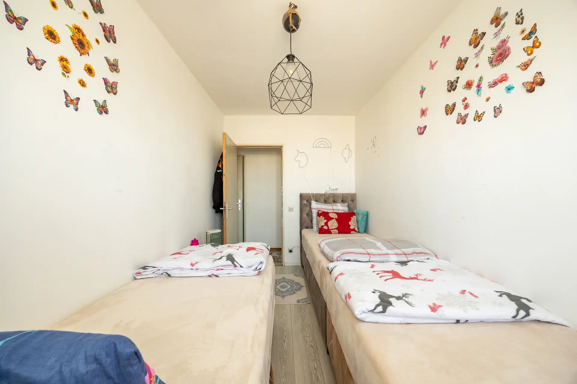 Lichtrijk appartement met 2 slaapkamers, terras en kelder foto 10