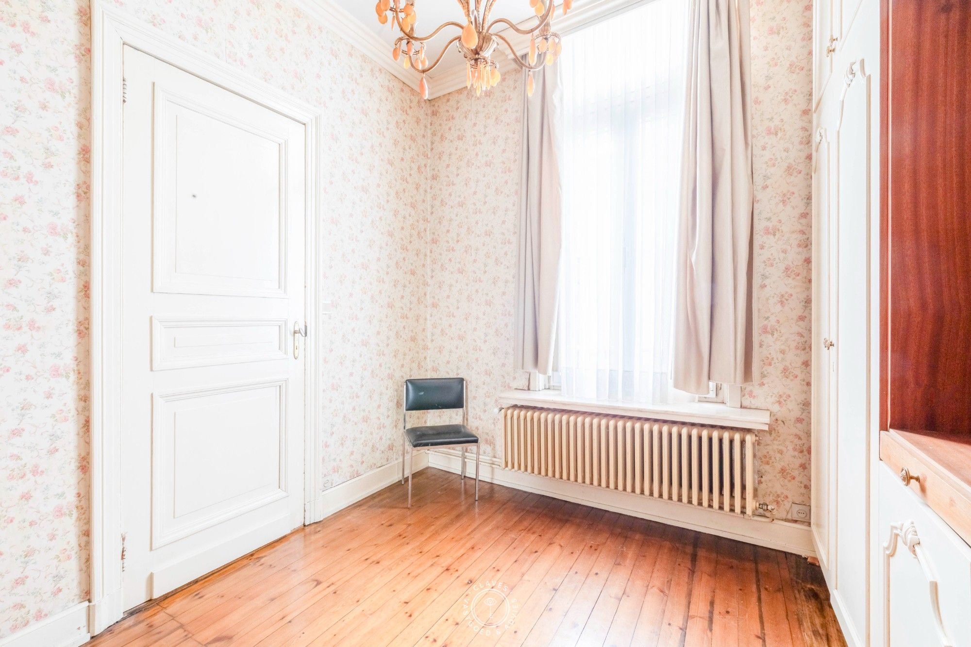 Statig herenhuis met karaktervolle elementen en polyvalent bijgebouw op royaal perceel foto 15