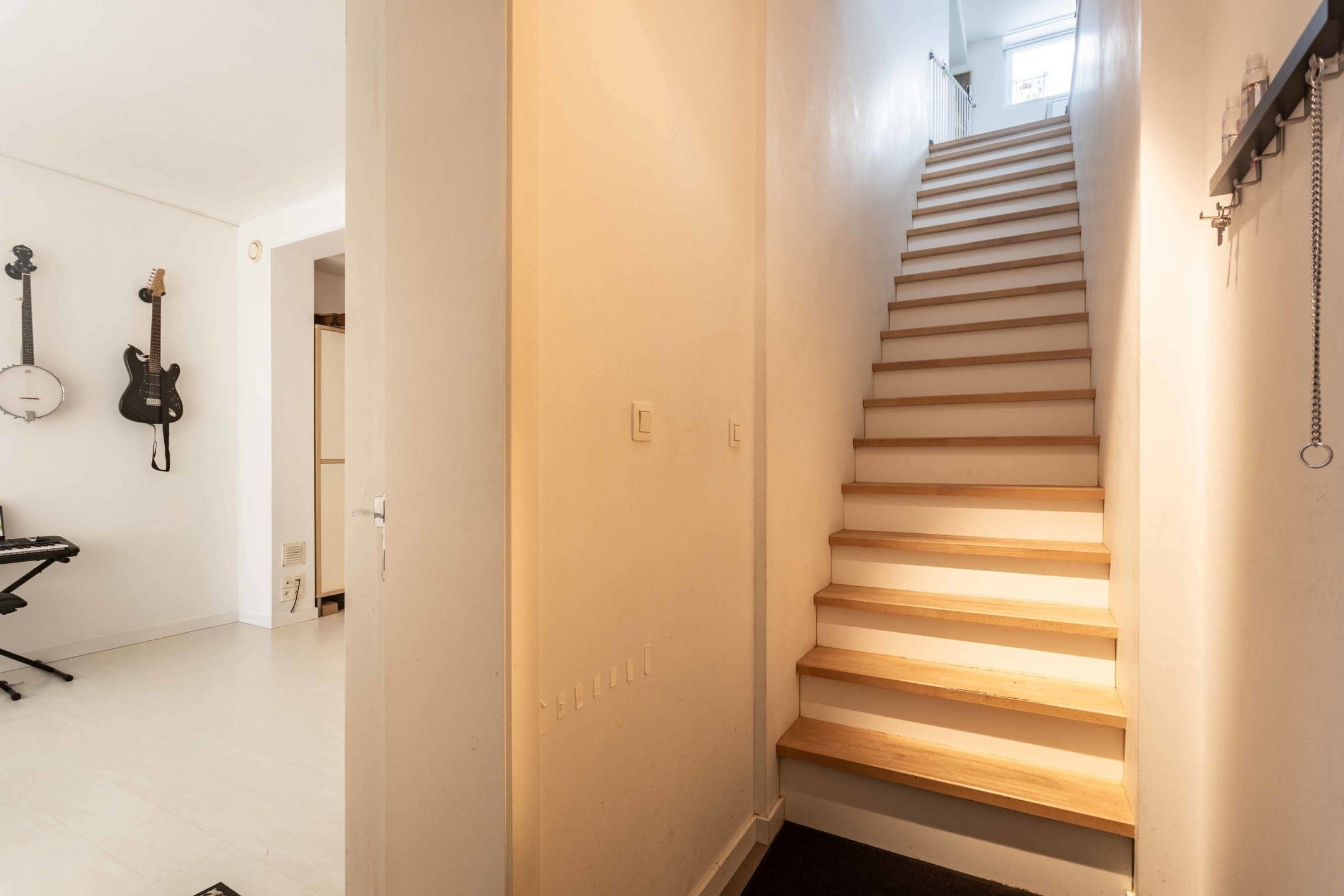 Zeer ruime en trendy stadswoning met heerlijk dakterras! foto 21