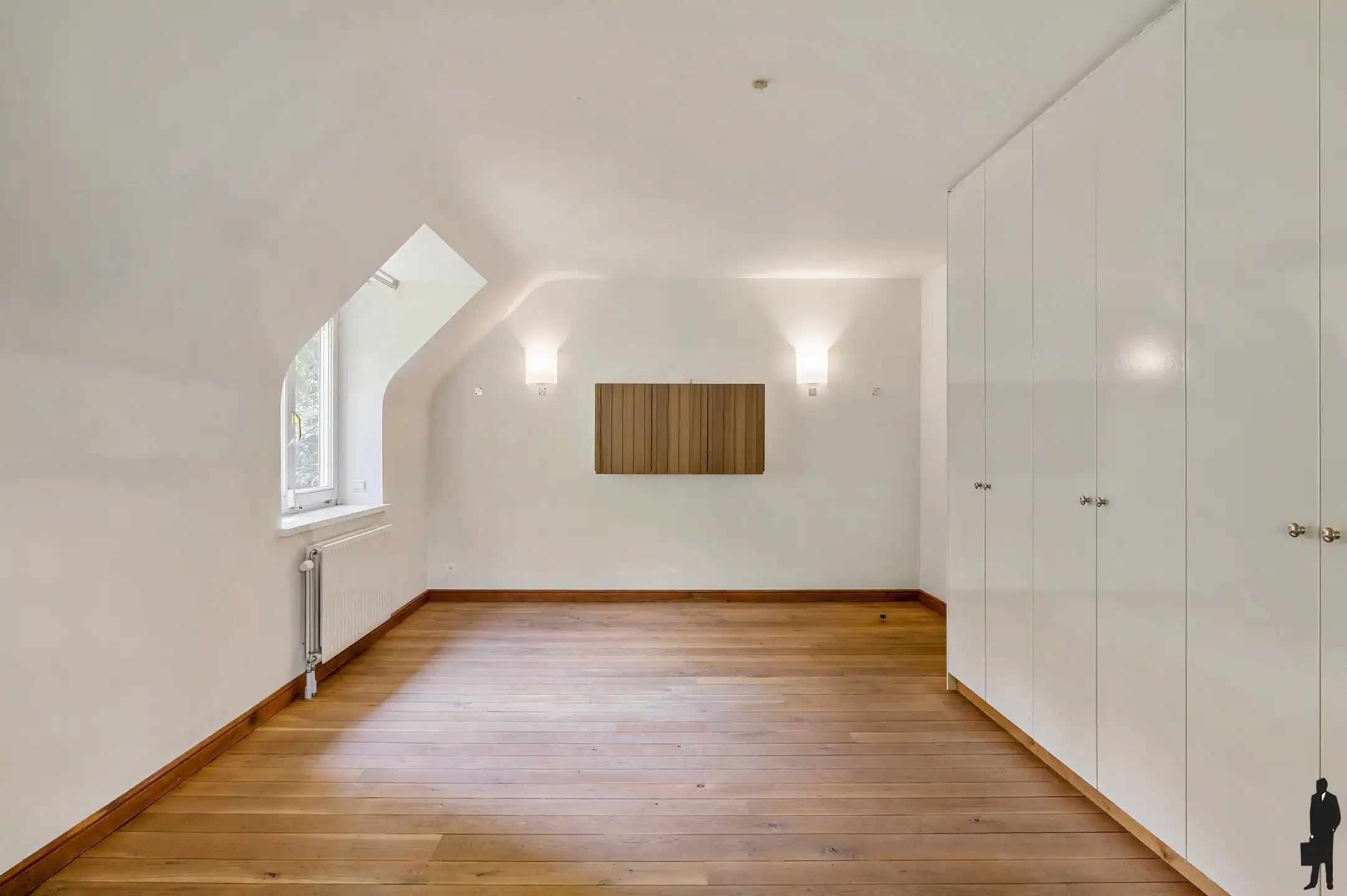 Op absolute toplocatie gelegen villa! foto 24