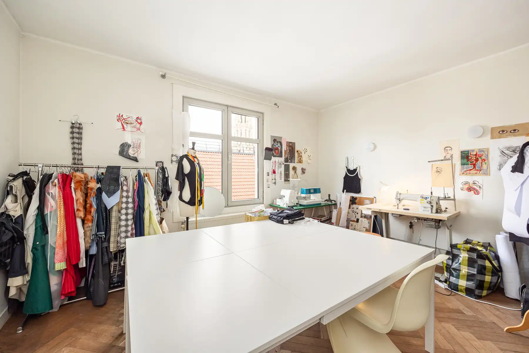 Charmant 2-slaapkamerappartement met balkon in het centrum foto 4