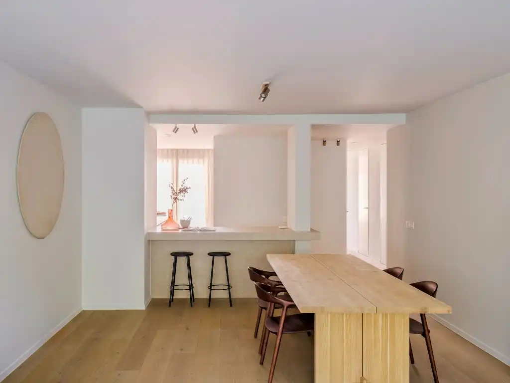 Exclusief gerenoveerd appartement met frontaal zicht op het Citadelpark foto 2