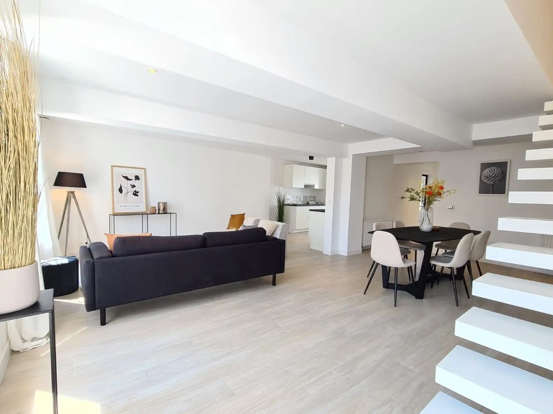 Topgelegen appartement met 3 slaapkamers en 2 badkamers  foto 5