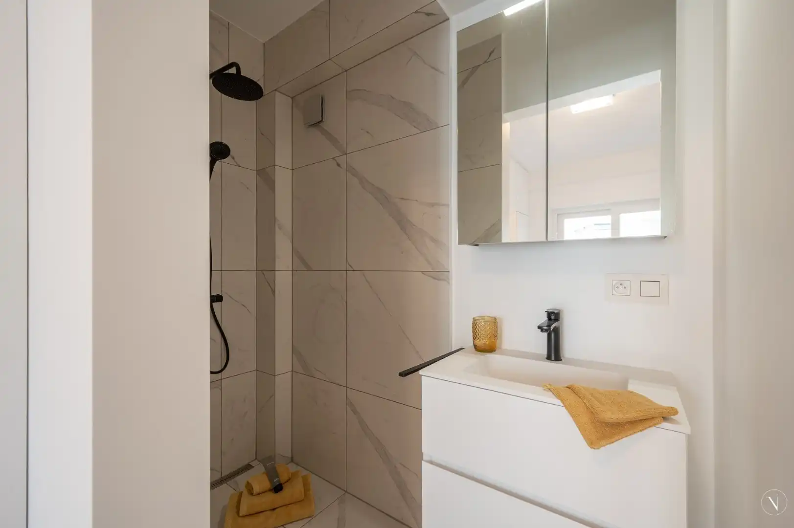 Gerenoveerd 2-slaapkamerappartement te koop – Van Bunnenlaan, Knokke foto 13