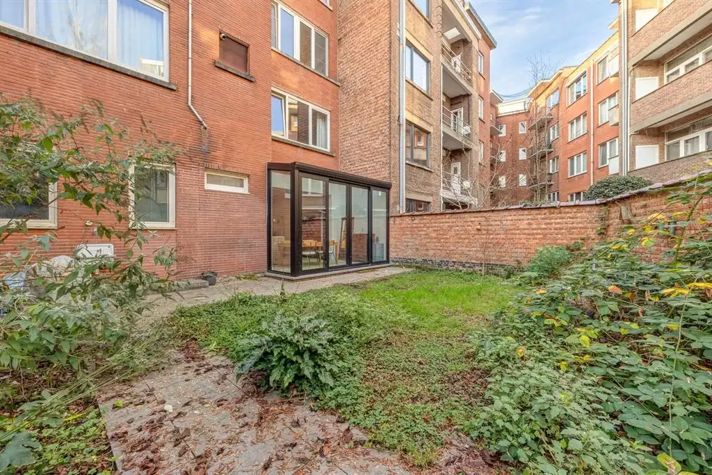 Gelijkvloers appartement met zonnige tuin foto 3