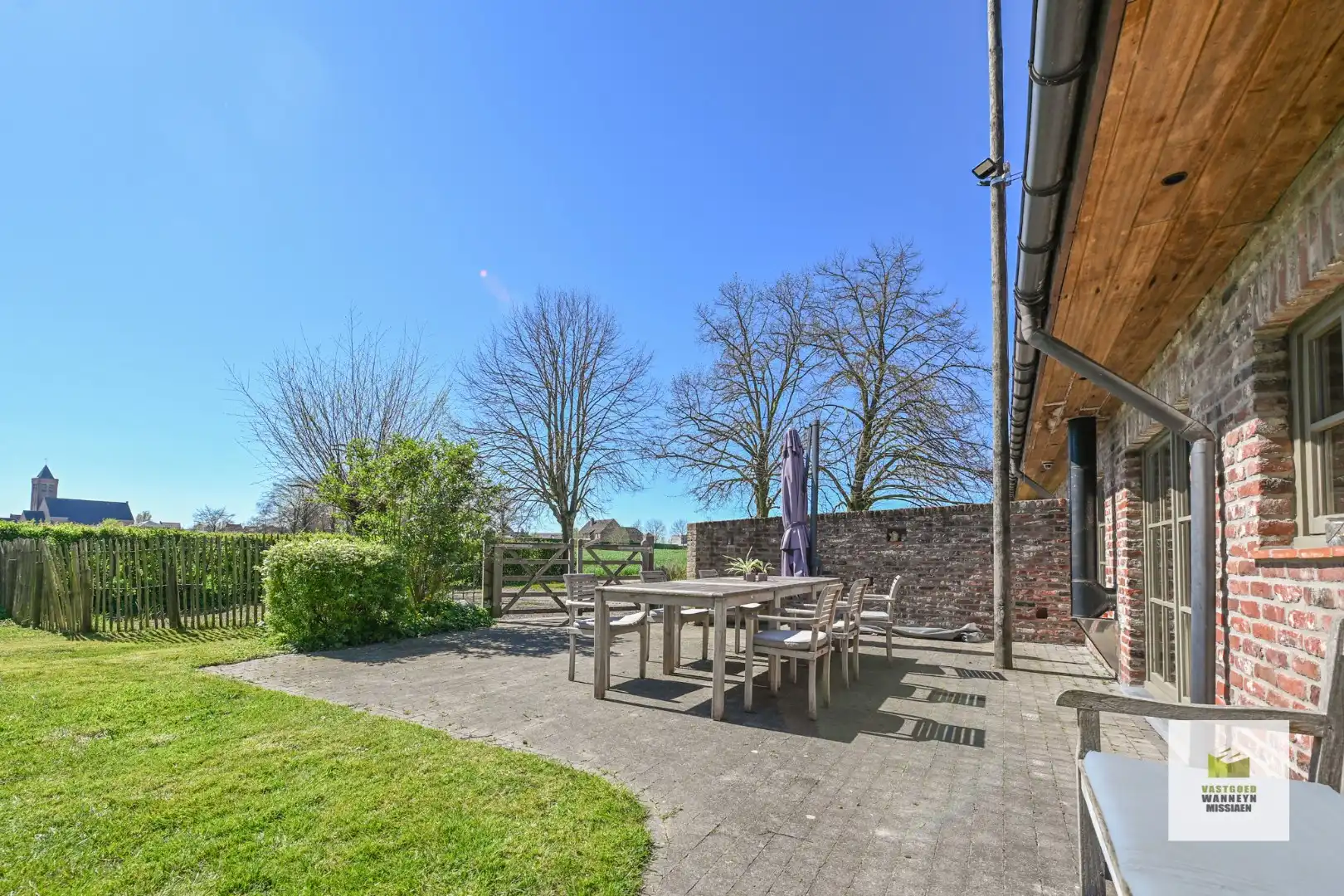 Landelijke gerenoveerde woning op 9.500 m2 met 3 slaapkamers en landelijk vergezicht foto 8