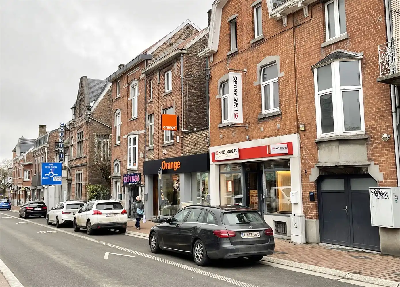 Immeuble de rapport situé à Fléron à vendre. foto {{pictureIndex}}