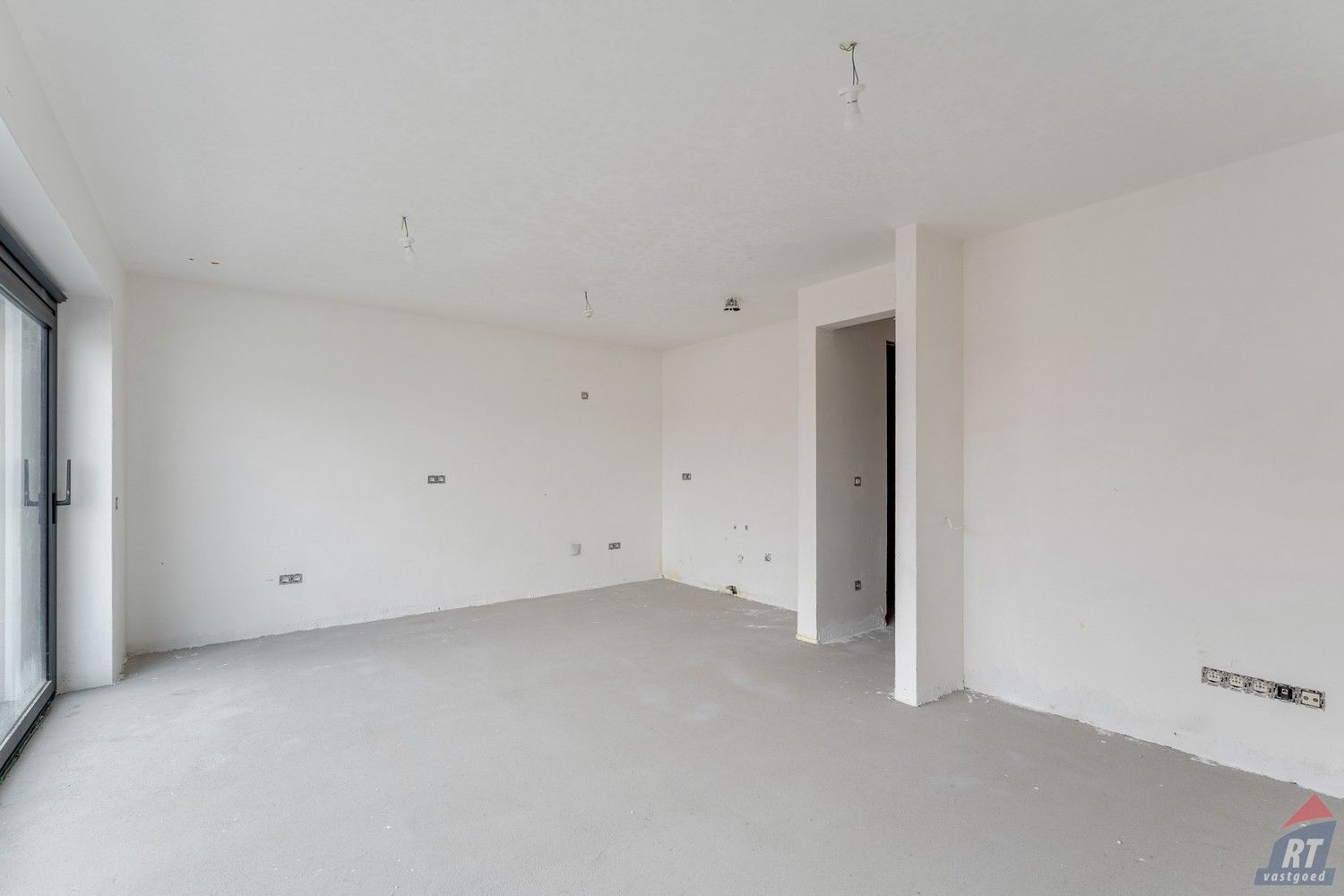 Af te werken nieuwbouwappartement met 2 slaapkamers foto 2