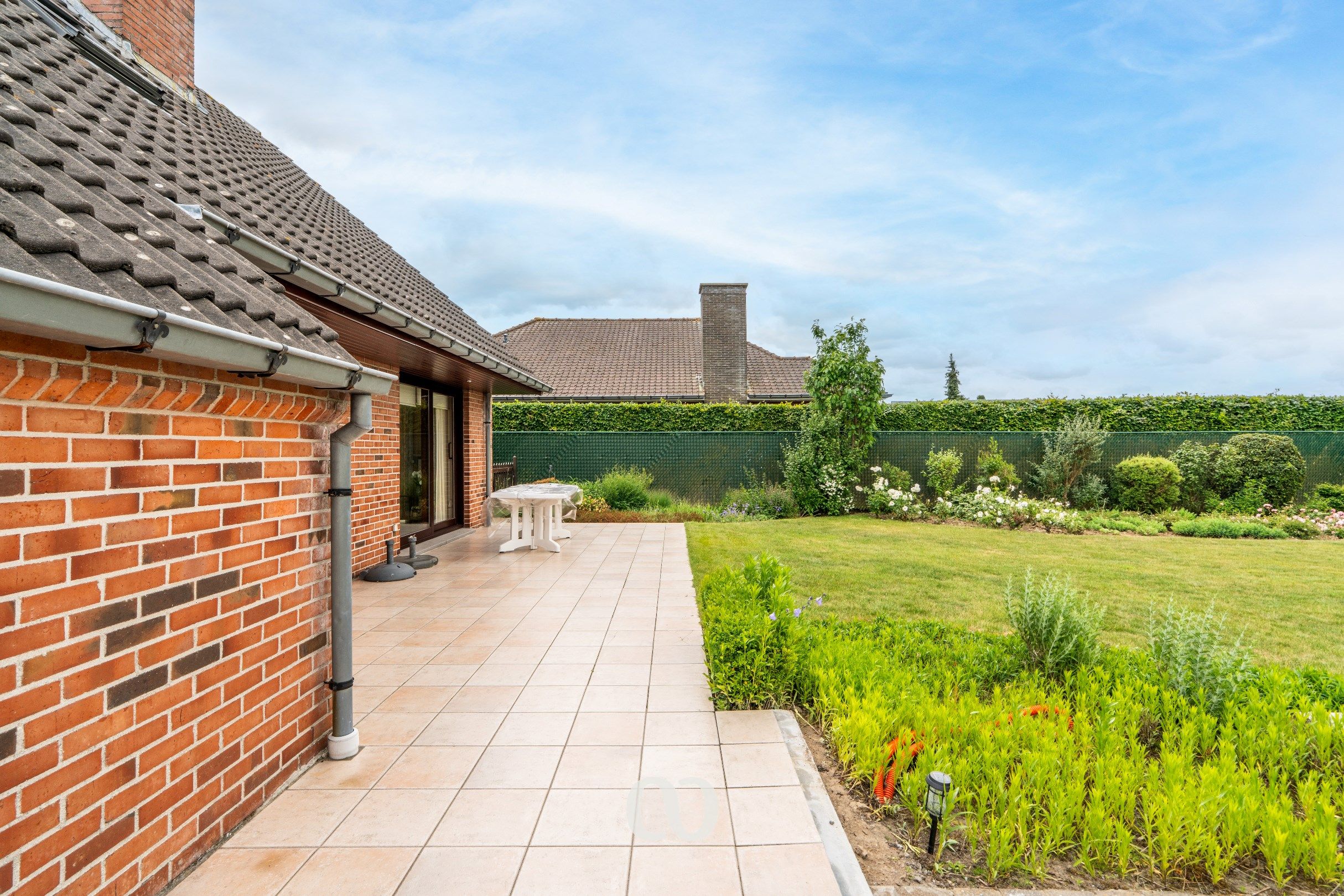 Instapklare woning met prachtige tuin en 4 slaapkamers foto 26