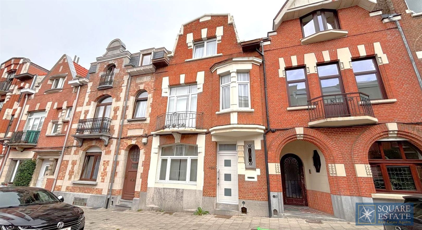 Huis foto {{pictureIndex}}