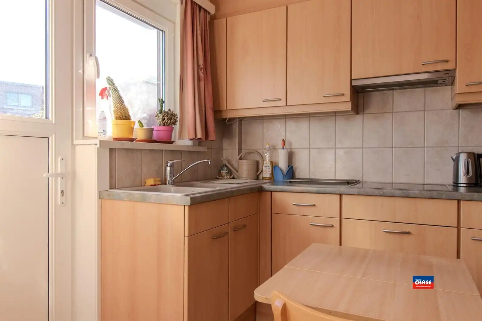 Bel-étage met 3 slaapkamers en zonnige tuin foto 7