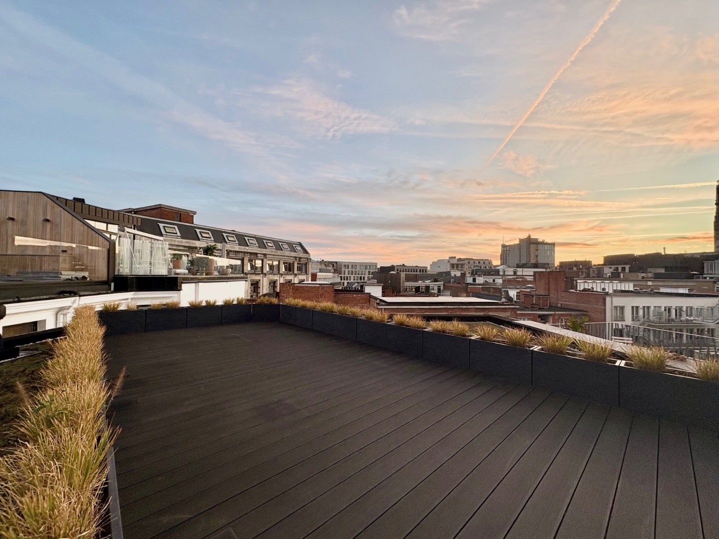 Unieke duplex penthouse met twee slaapkamers en een prachtig dakterras foto 17