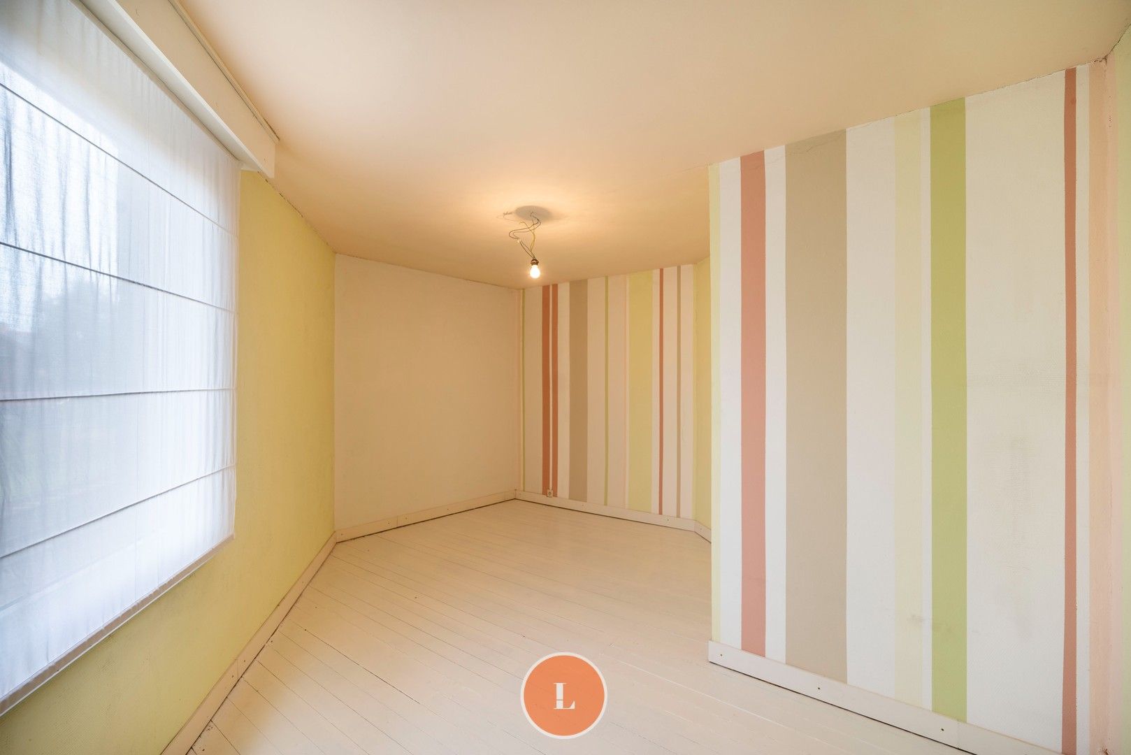 Te renoveren woning te koop in Menen foto 8