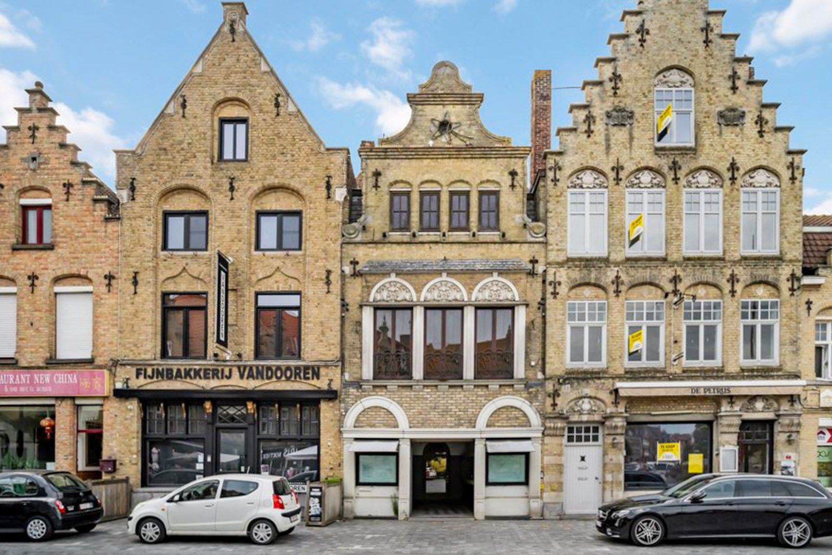 Prachtige handelswoning op de Grote markt van Diksmuide foto 27