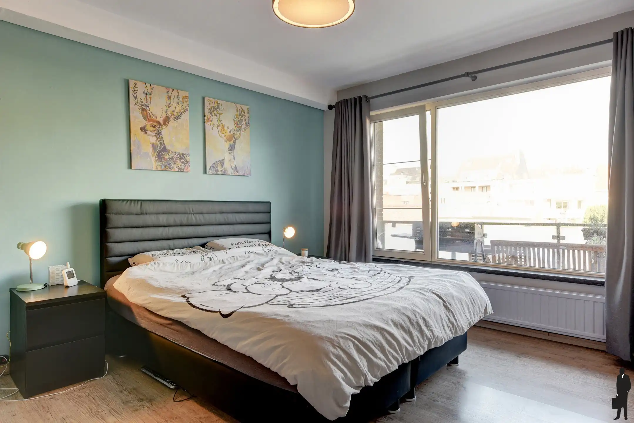 Ruim, lichtrijk appartement met 2 slpk., terras en garage foto 6