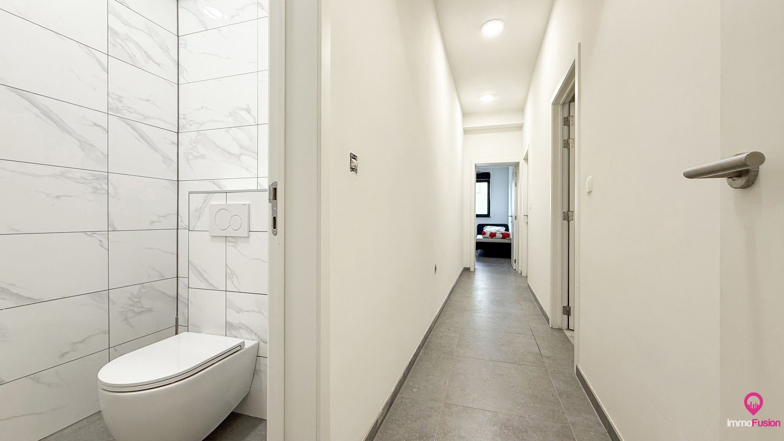 Gelijkvloers appartement met terras en kelder in hartje Zolder! foto 14