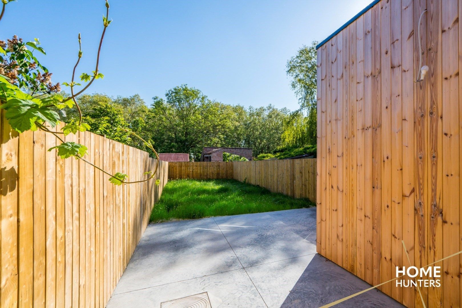 Prachtig gerenoveerde woning met 4 slaapkamers en zonnige tuin foto 16