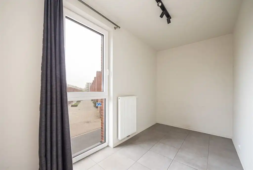 Recent appartement met groen zicht en P foto 13