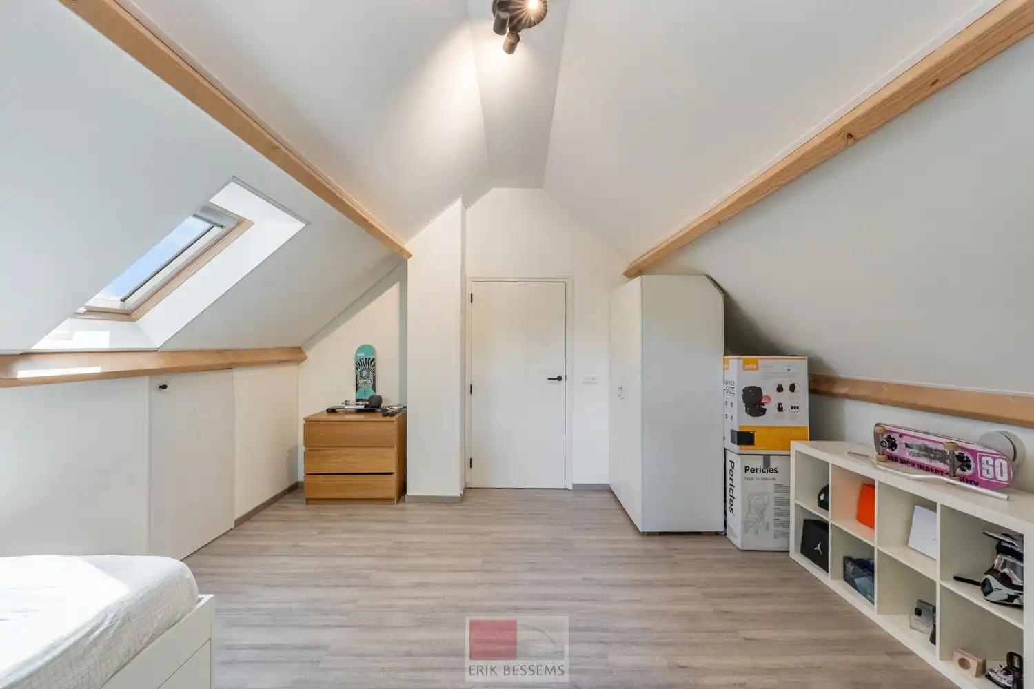 Gerenoveerde 18e-eeuwse langgevelhoeve in Kinrooi foto 36