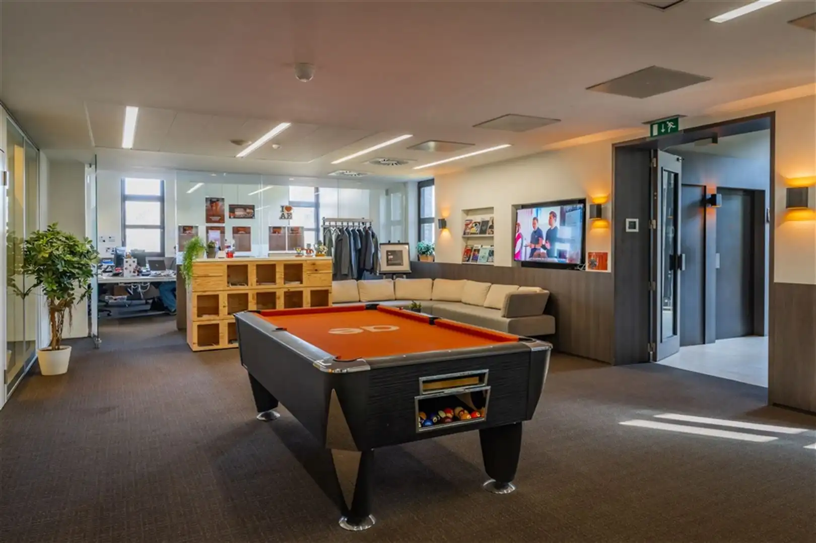 Single - tenant kantoorgebouw te huur in Heverlee (Leuven) foto 7