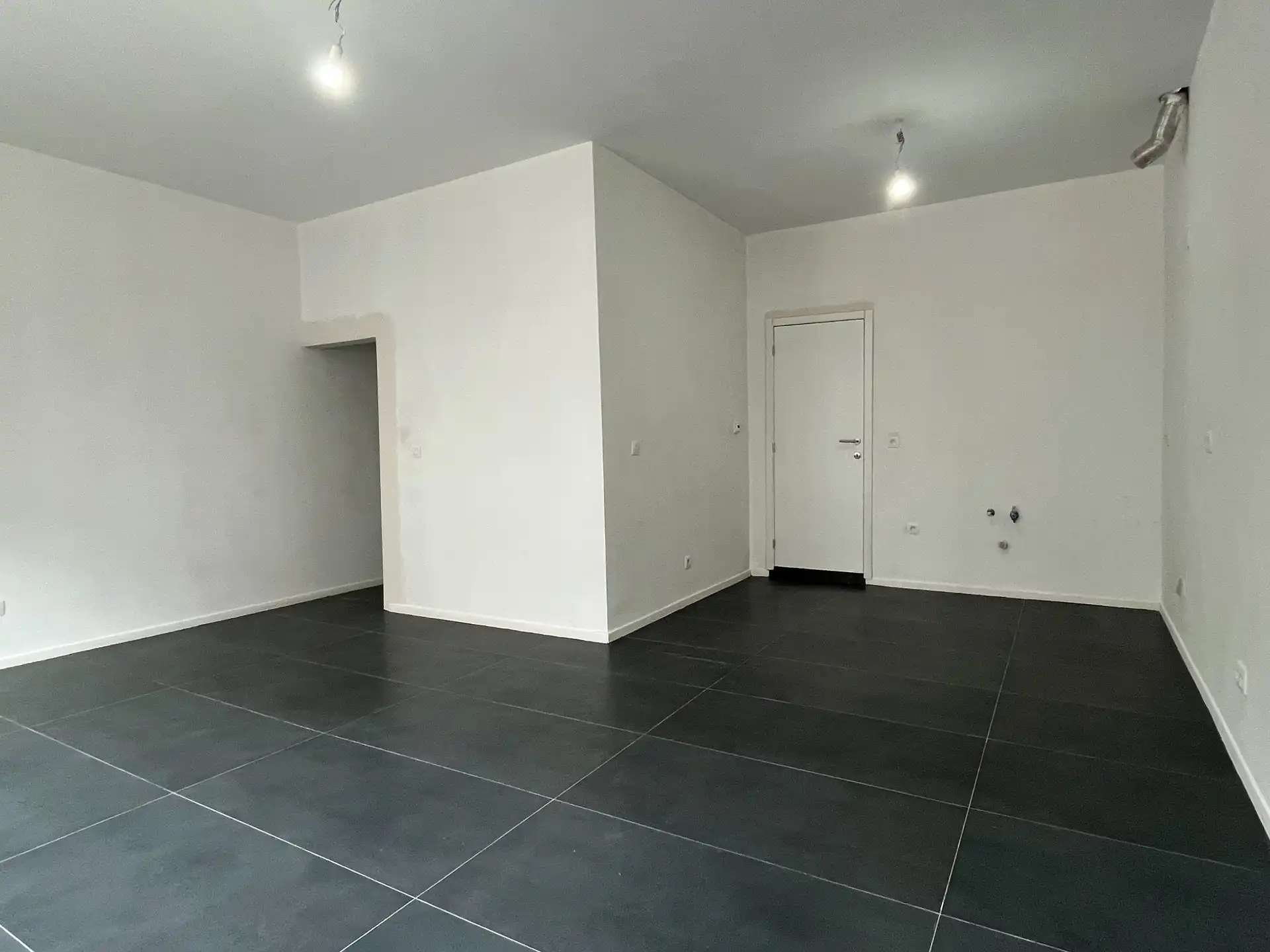 Vernieuwd  gebouw met 3 appartementen - gelegen nabij de Troonplaats! foto 14