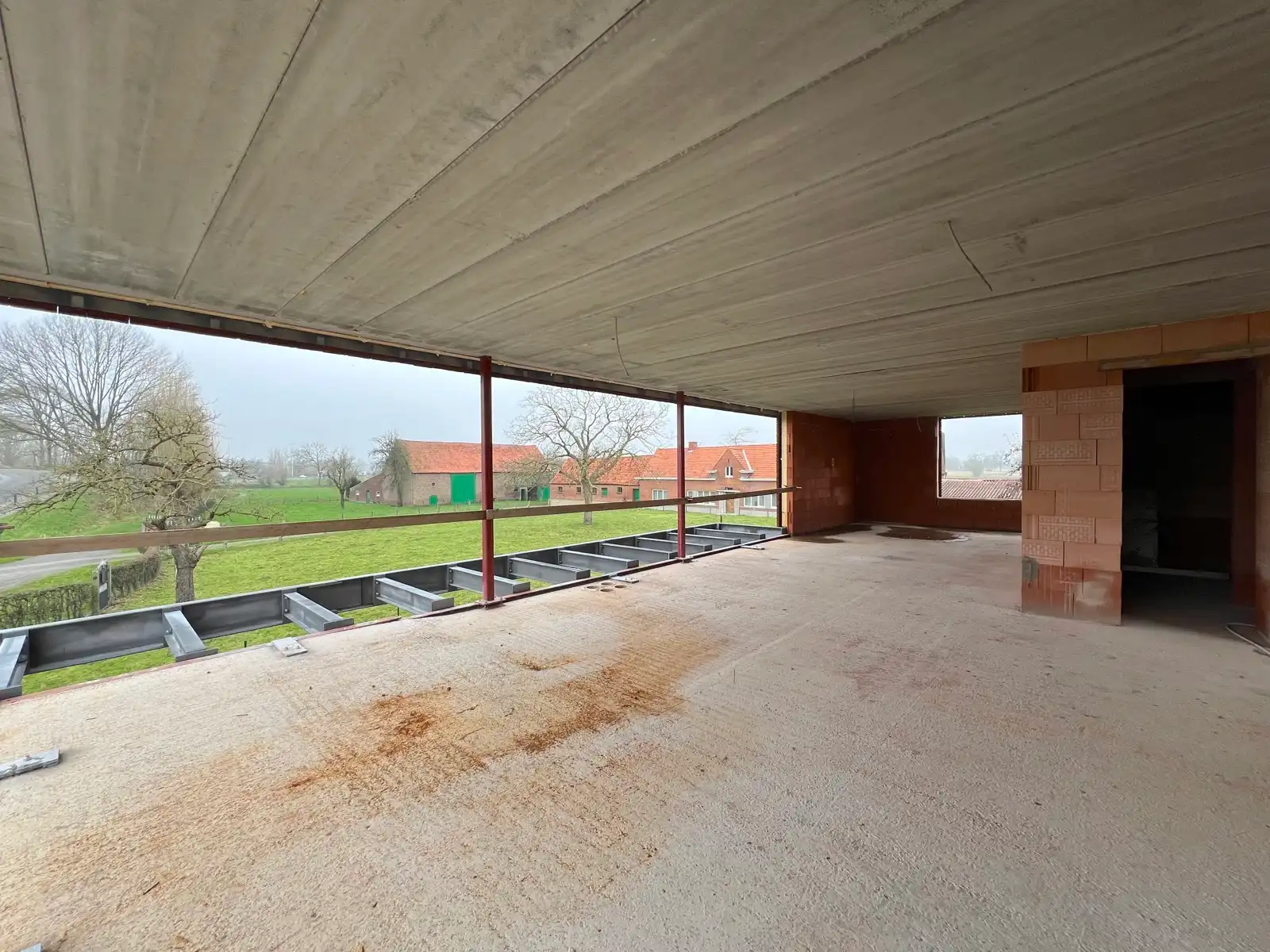 Strakke nieuwbouw met 4 slaapkamers en landelijk zicht foto 9