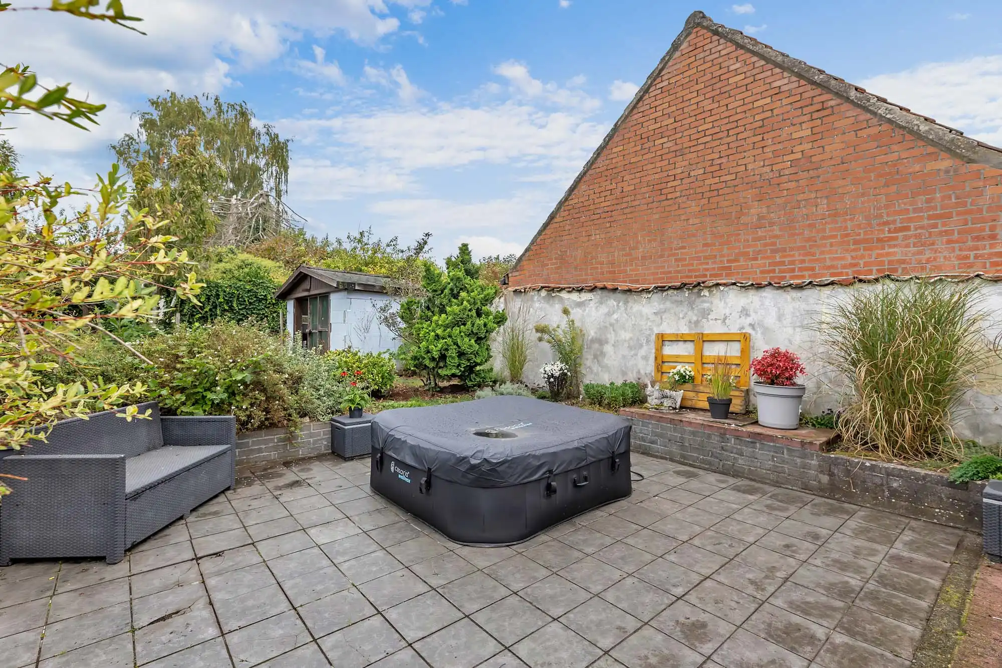 Instapklare woning met ruime garage op groene locatie foto 21