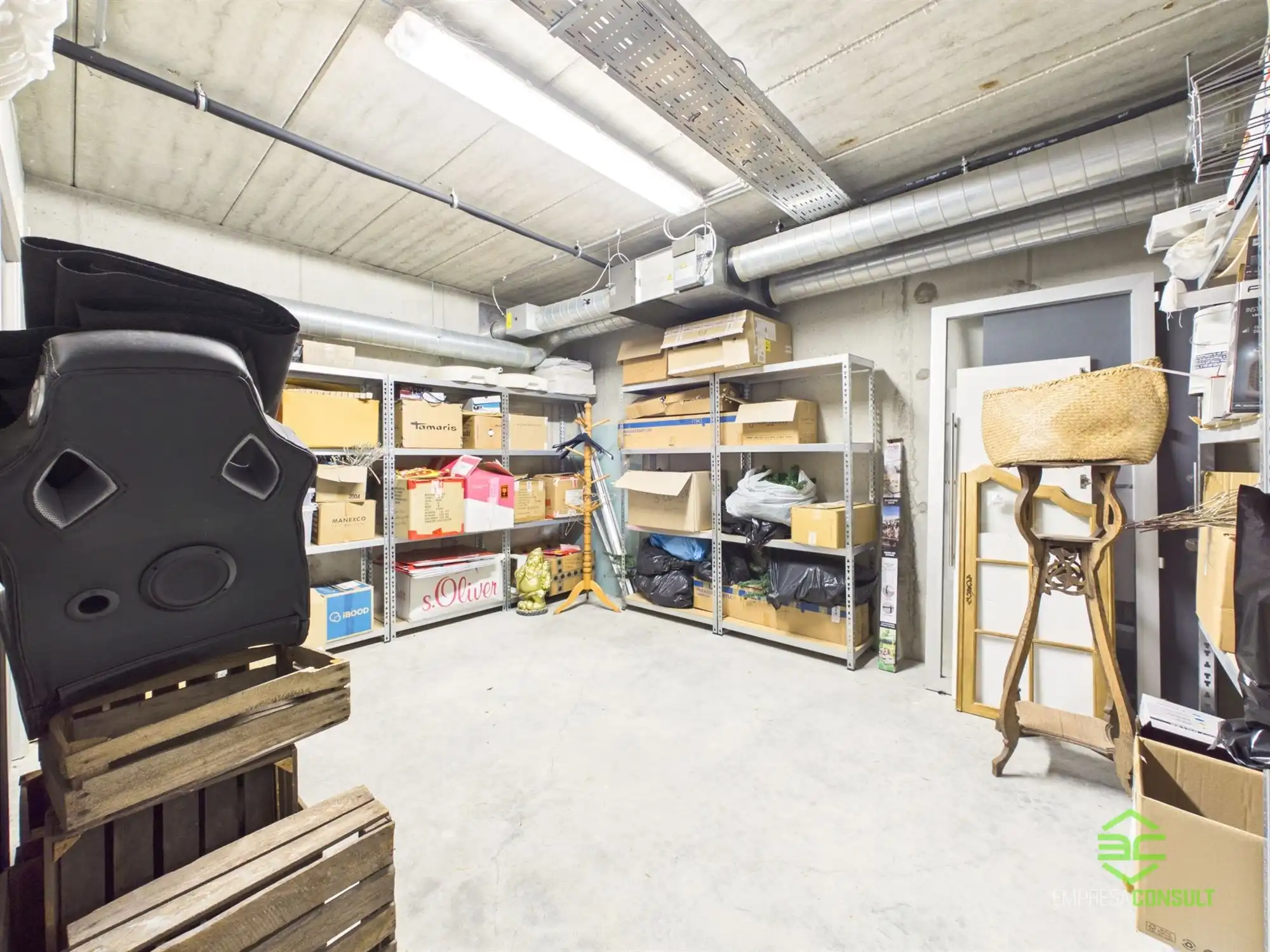 Handelsruimte van 125m² aan doorgaande weg in Budingen! foto 19