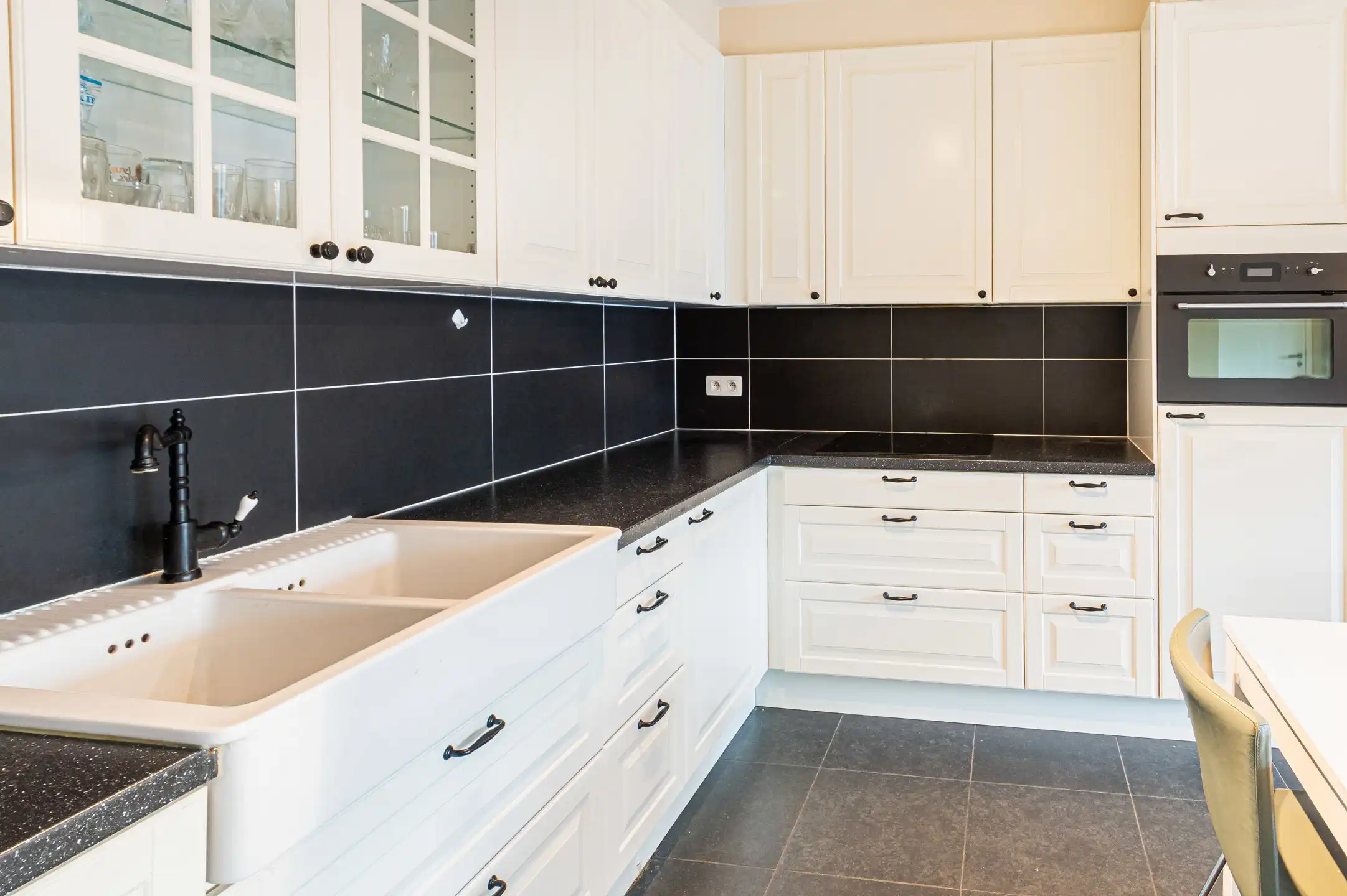 1-slaapkamerappartement met terras en garagebox foto 3