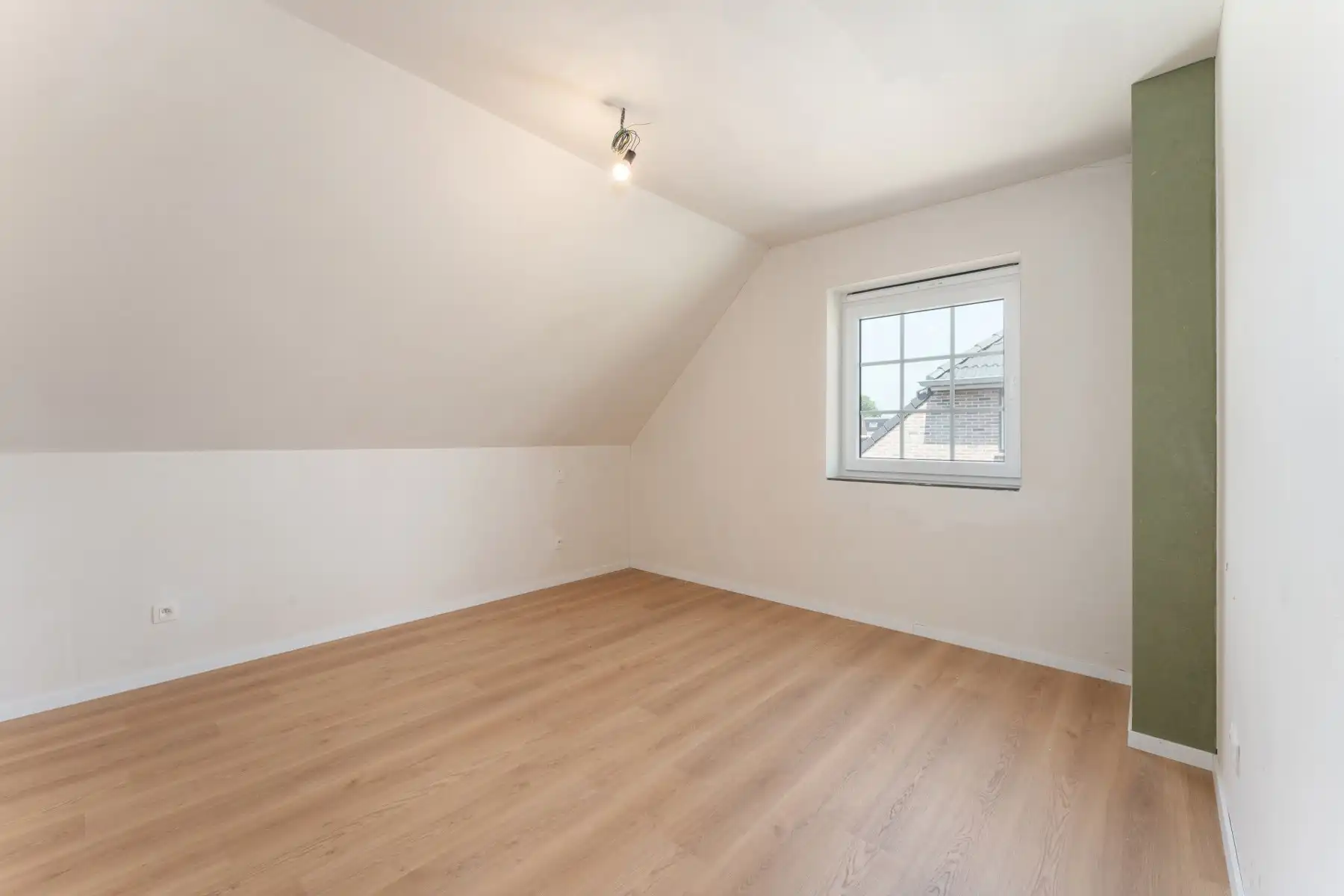 Instapklare woning in Aartrijke foto 10