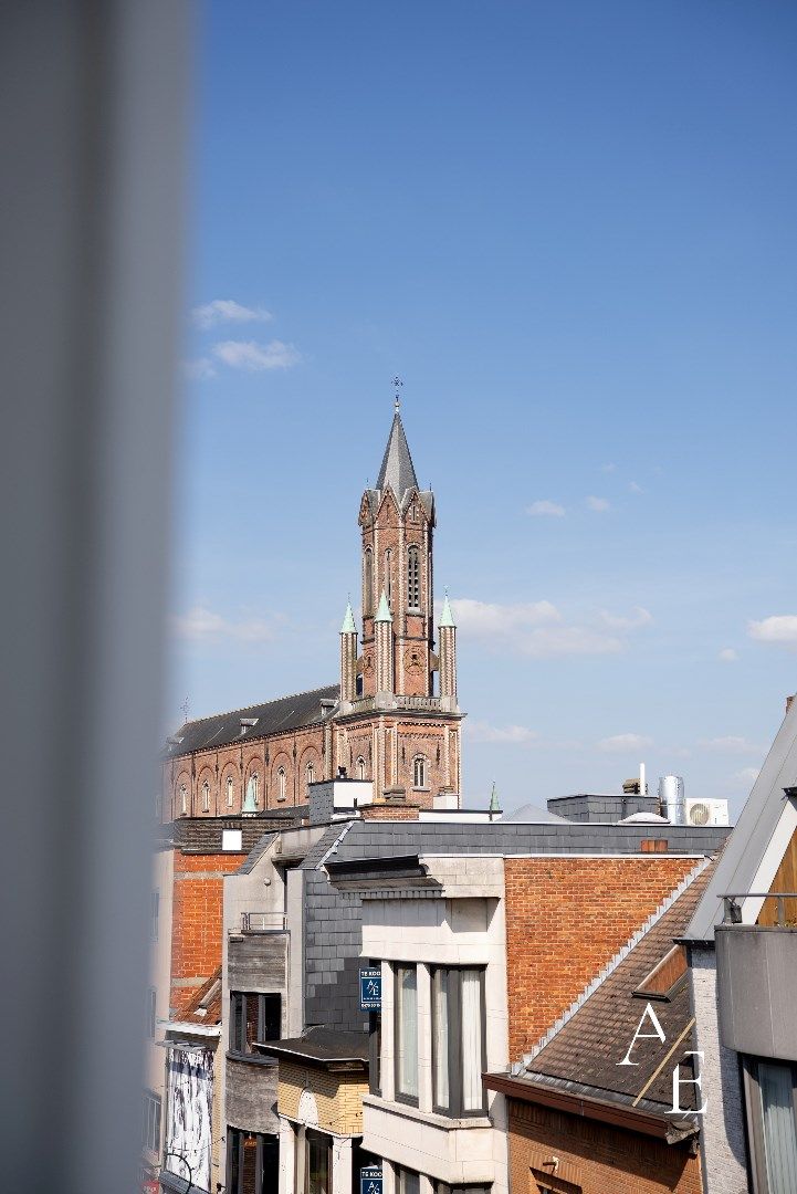 WETTEREN - Duplex met historische gevel! Exclusief wonen in het centrum! foto 16