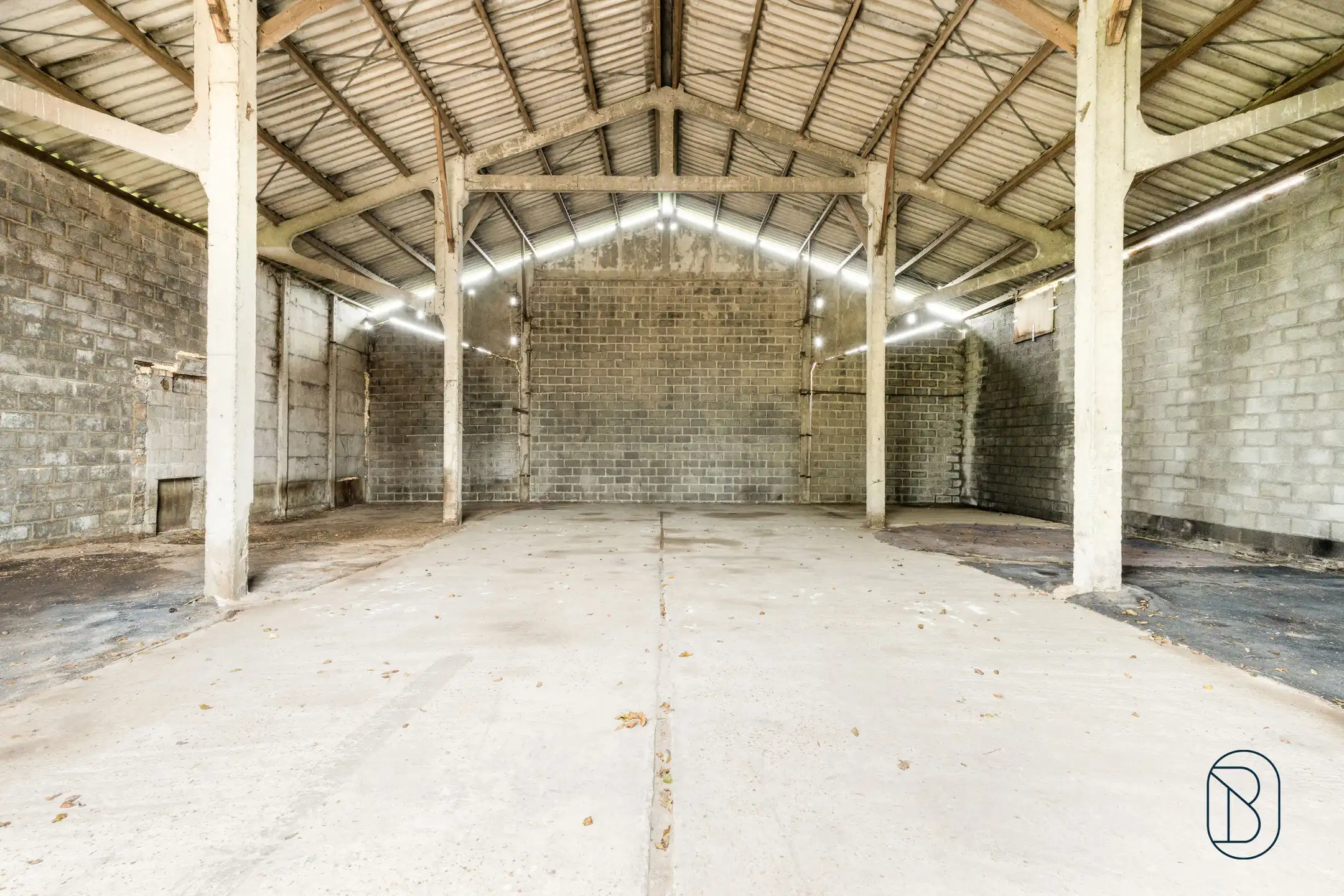 Unieke charmante vierkantshoeve op 1 hectare grond te Ieper foto 23