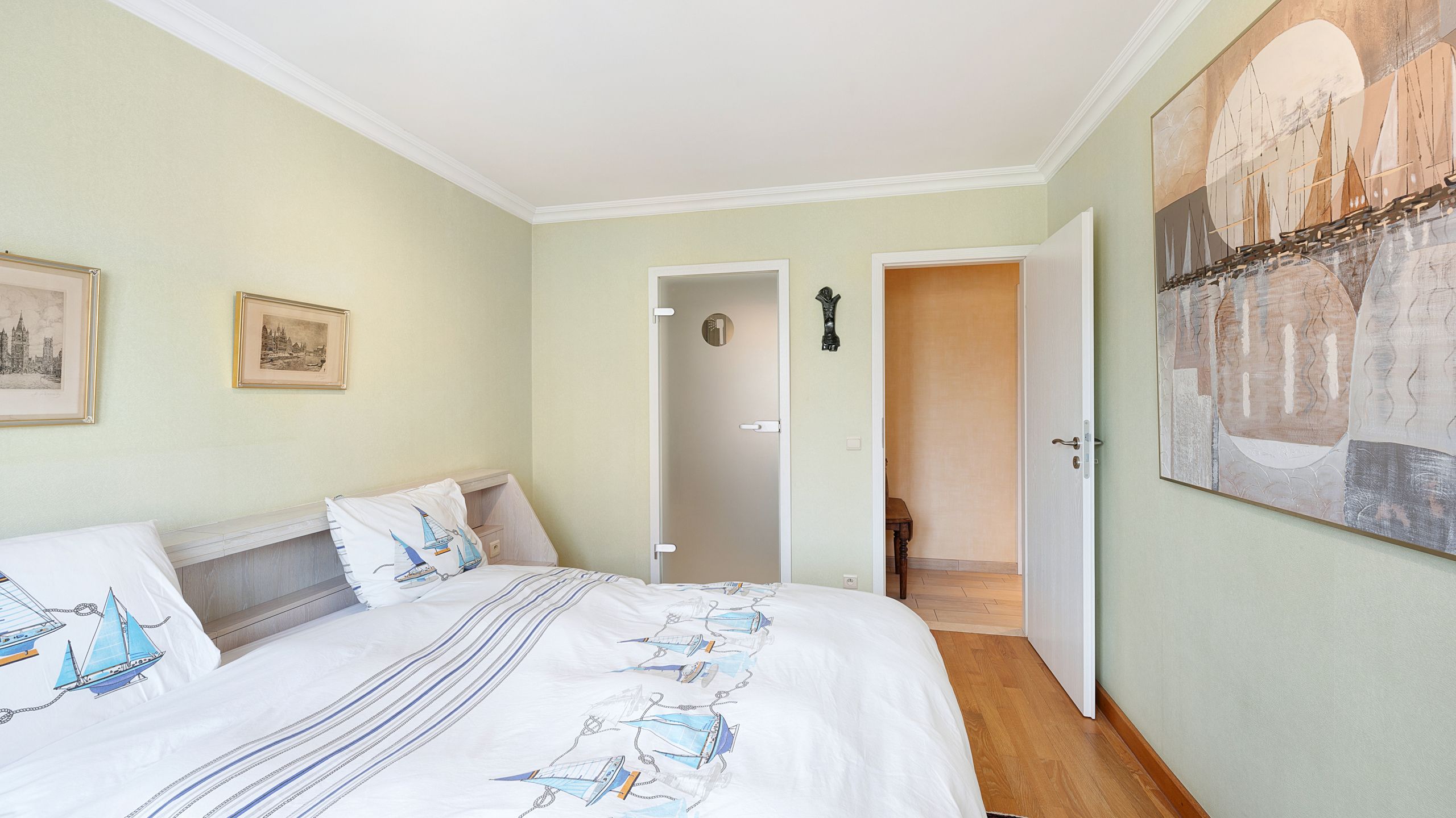 Lichtrijk hoekappartement met panoramisch zicht in Heist [Graaf d'Ursellaan]. foto 23