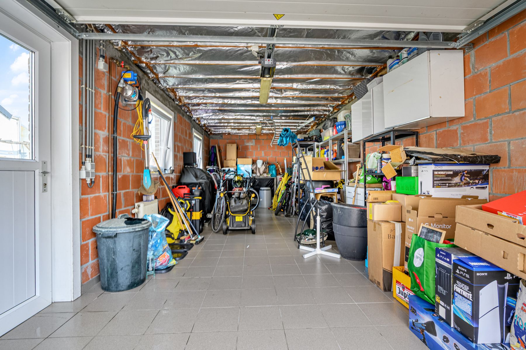 Instapklare luxewoning met 4 slkms en tuin. foto 26