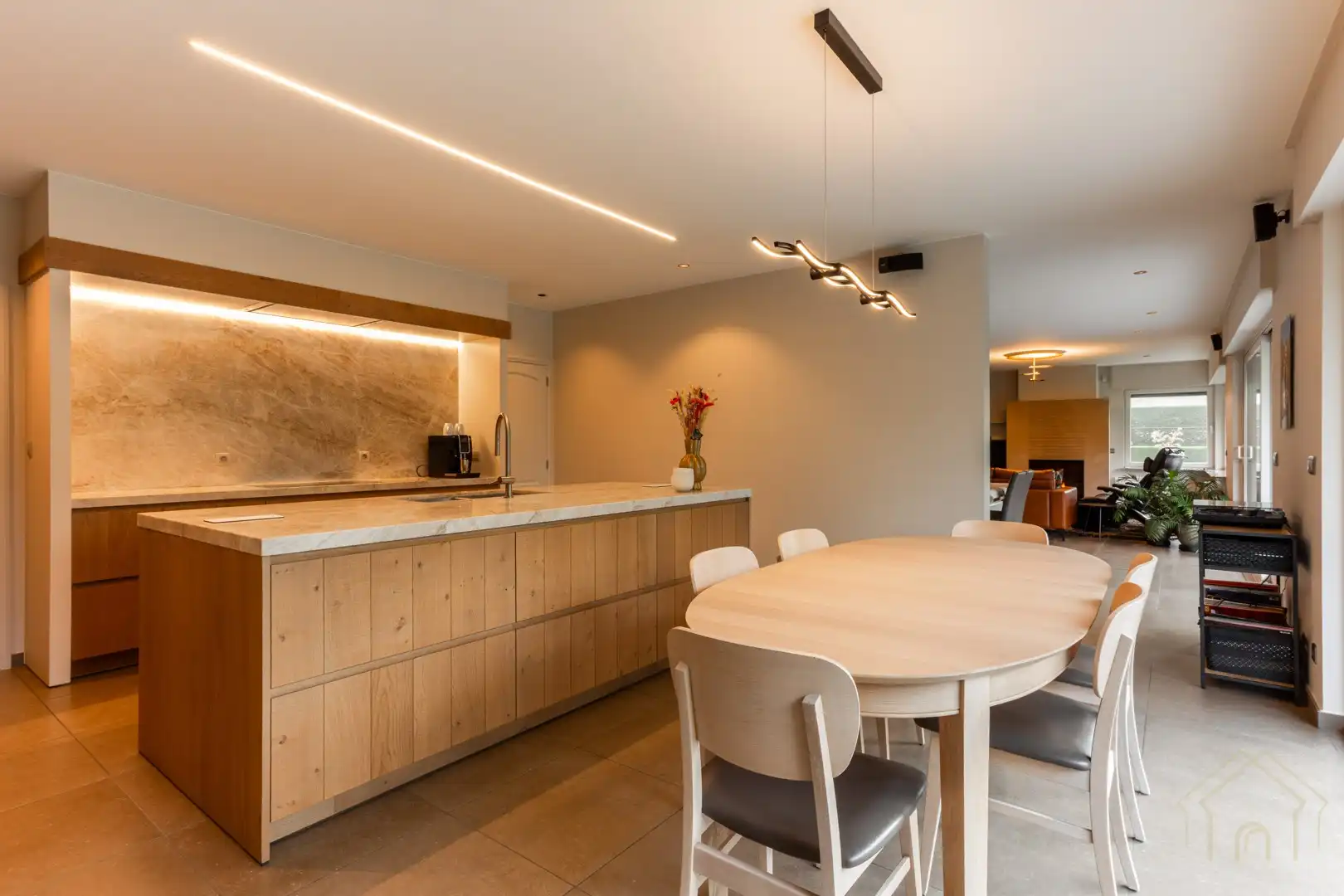 Ruime en energiezuinige villa met 5 slaapkamers in rustige buurt ‘De Posthoorn’ – Wevelgem foto 7