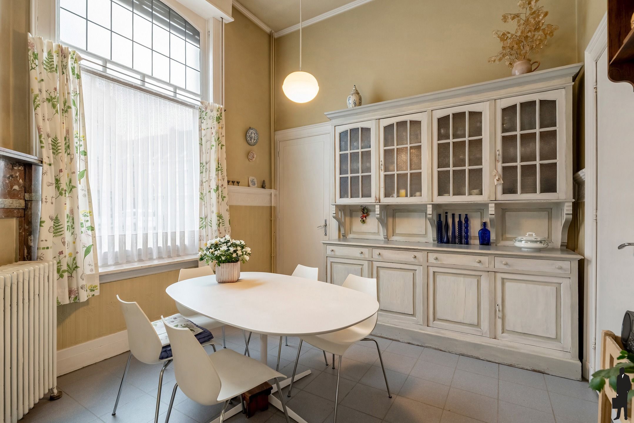 Prachtige directeurswoning met bijgebouw en eigen parking in centrum Turnhout foto 11