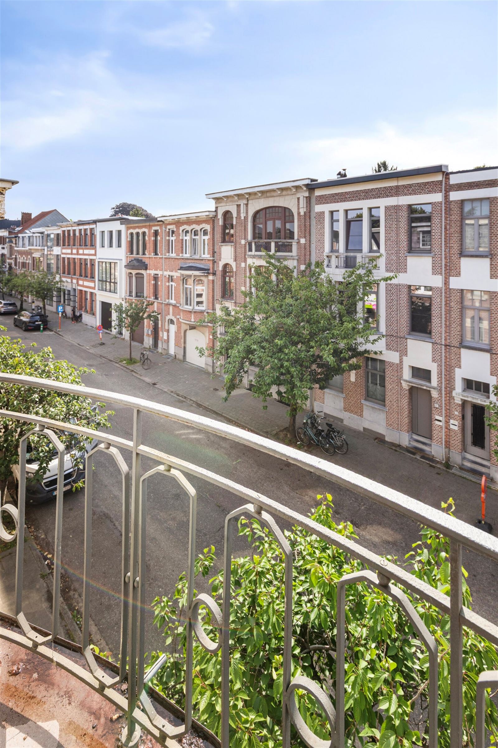 MORTSEL Instapklare studio op topligging met alle comfort foto 11