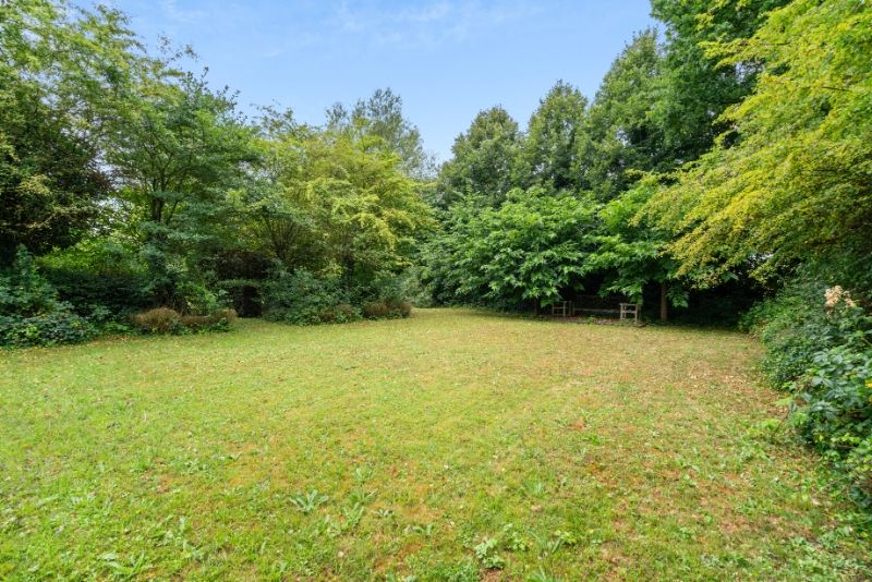 --- NIEUW ---  Ontwikkelingsgrond (2.394m²) + woning op uitzonderlijke locatie! foto 5