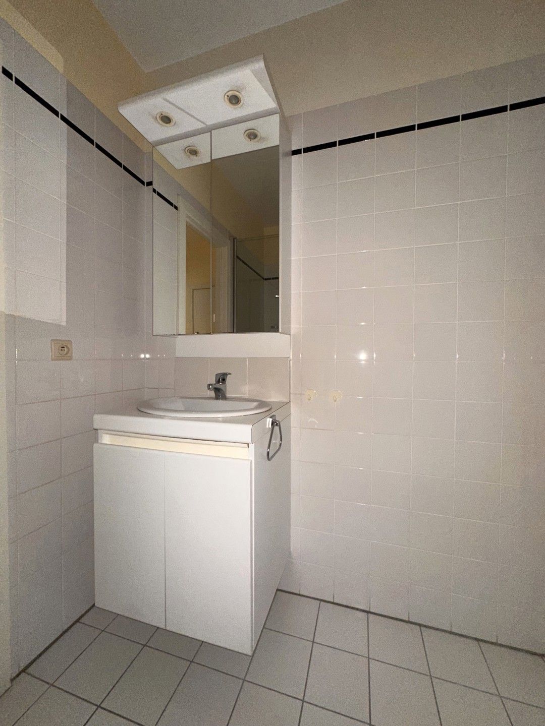 SCHAERBEEK – Instapklare 2-slaapkamerflat nabij Europese instellingen foto 11