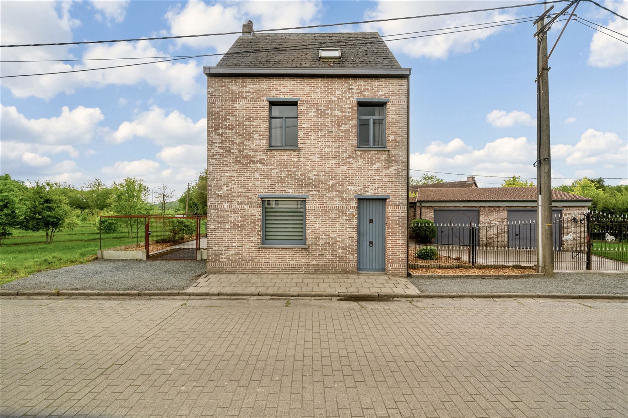 Instapklare charmante woning met 3 slpks en tuin foto 2