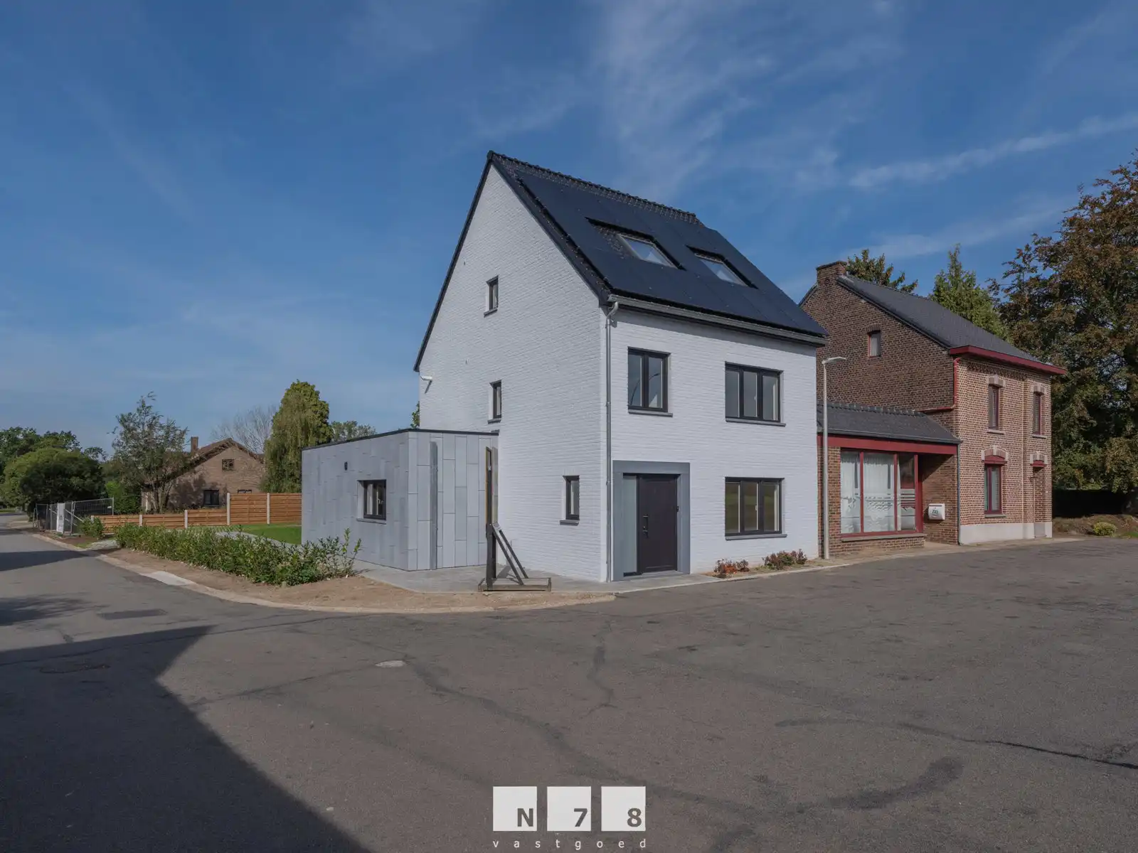 Huis te koop foto {{pictureIndex}}
