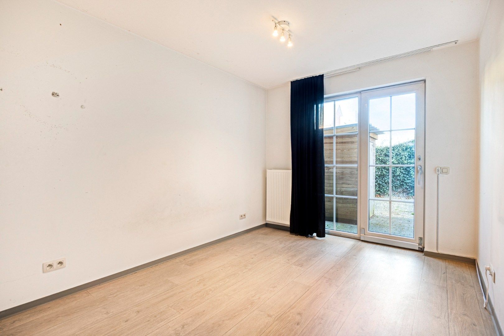 Gelijkvloers appartement met 3 slpks en voor- en achtertuin in Geel-centrum !  foto 15