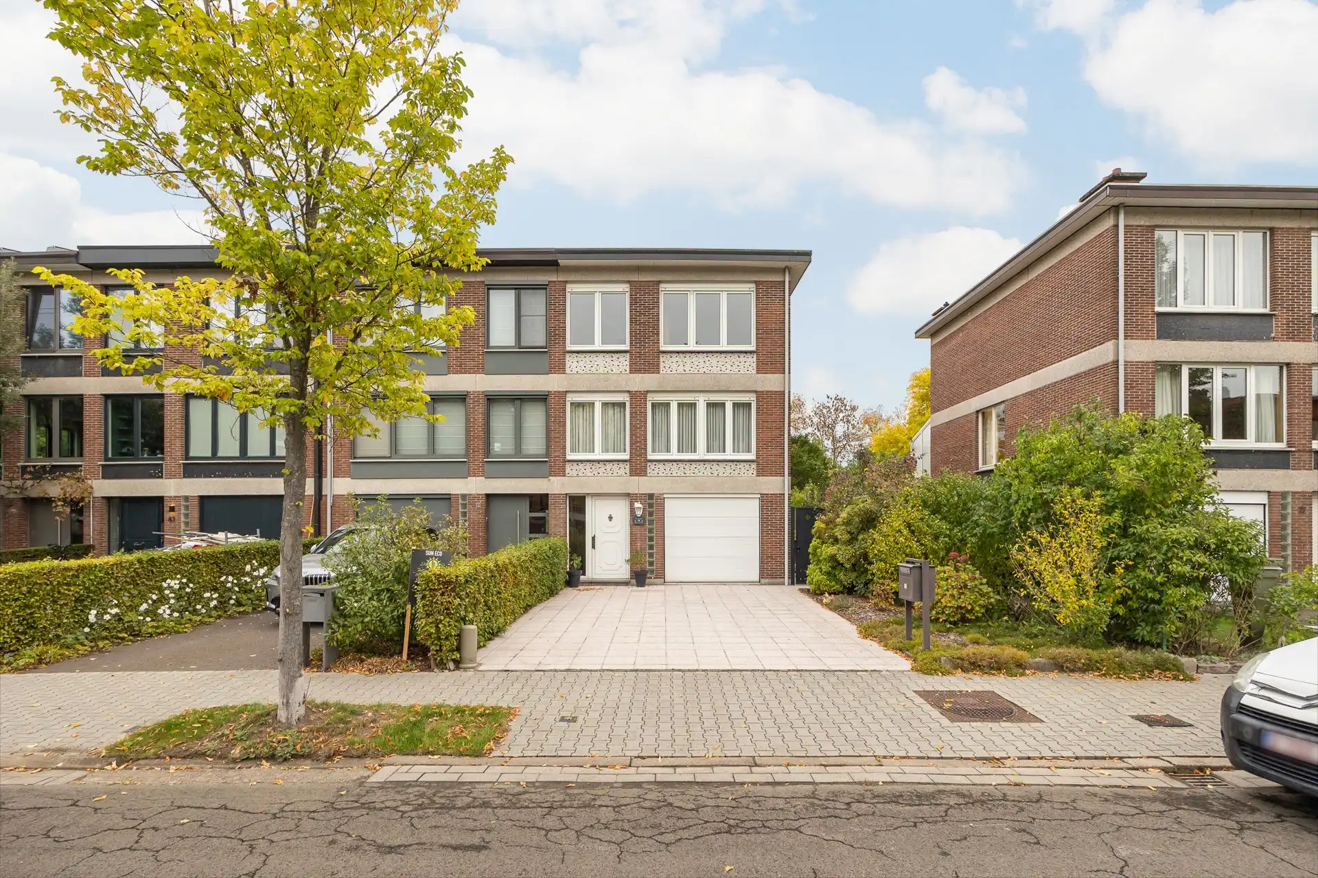 Halfopen bel-etagewoning met 3-4 slaapkamers te Elsdonk foto 2