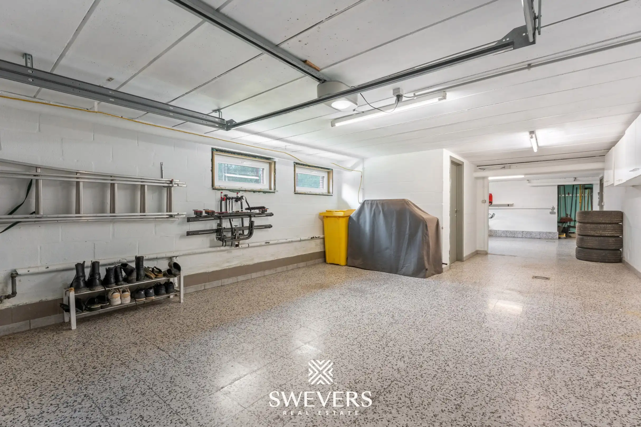 Ruime open bebouwing met 415 m² bewoonbare oppervlakte op 15a 50ca  foto 21