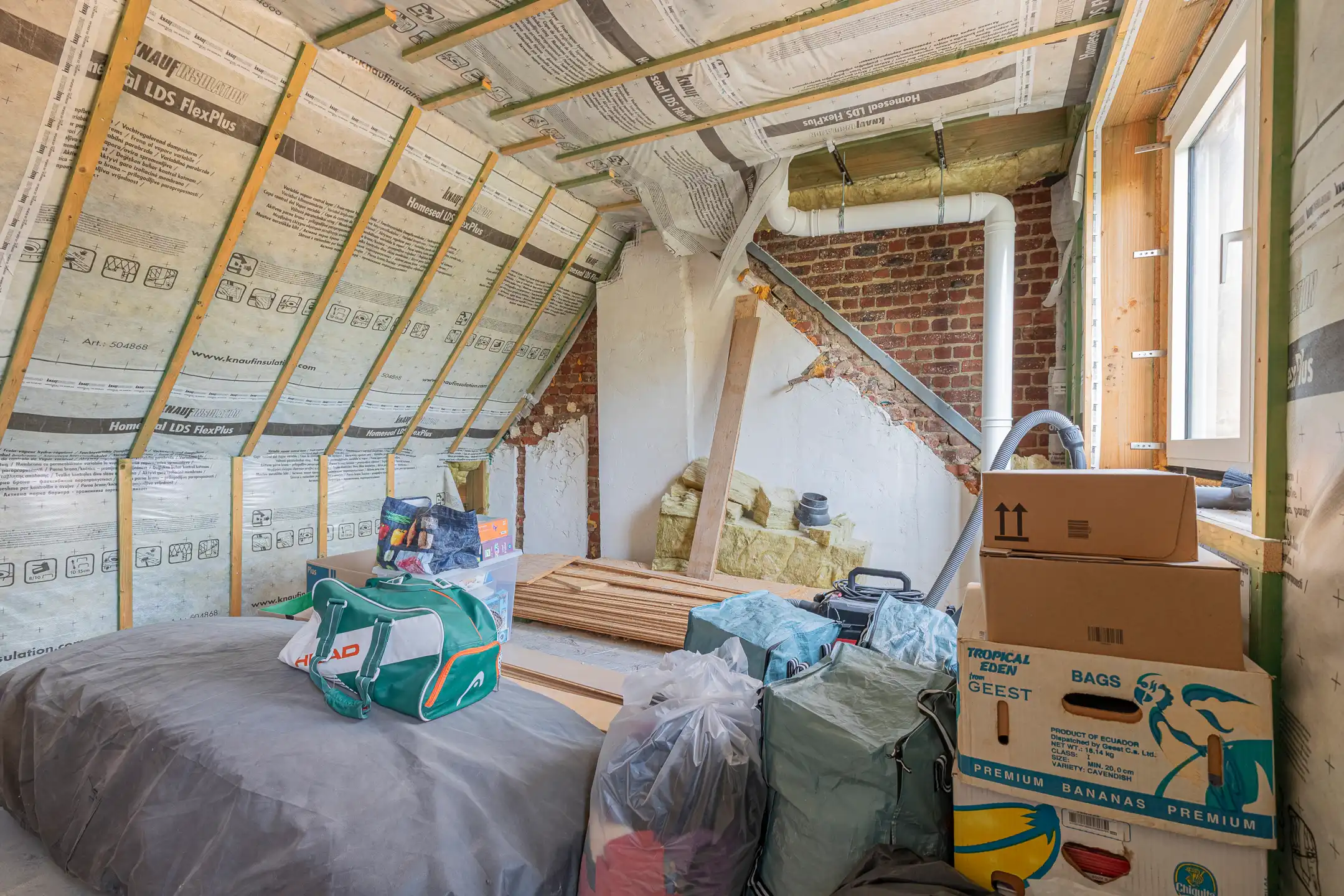 HERZELE - Recent gerenoveerde woning op centrale locatie  foto 26