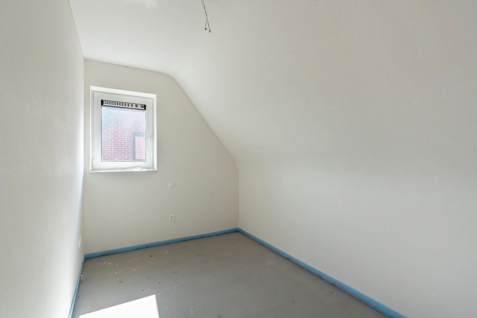 Bel-étagewoning met 2 slaapkamers en inpandige garage.REEDS 45% VERKOCHT! foto 10