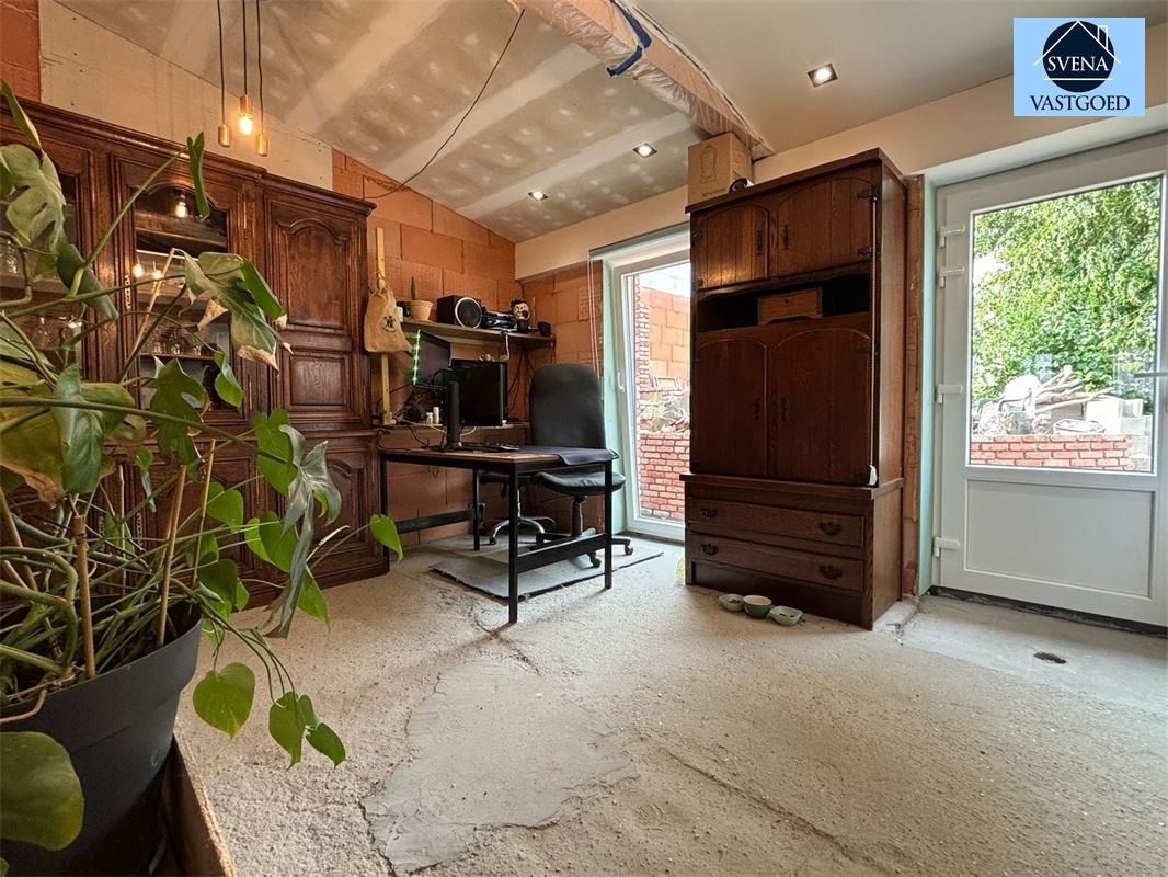 ZEER RUSTIG GELEGEN WONING MET 3 SLAAPKAMERS foto {{pictureIndex}}