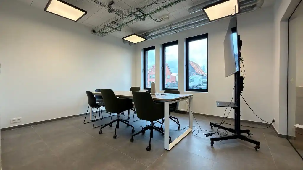 Instapklare kantoren met terras te huur vlakbij afrit E19 in Rumst foto 5