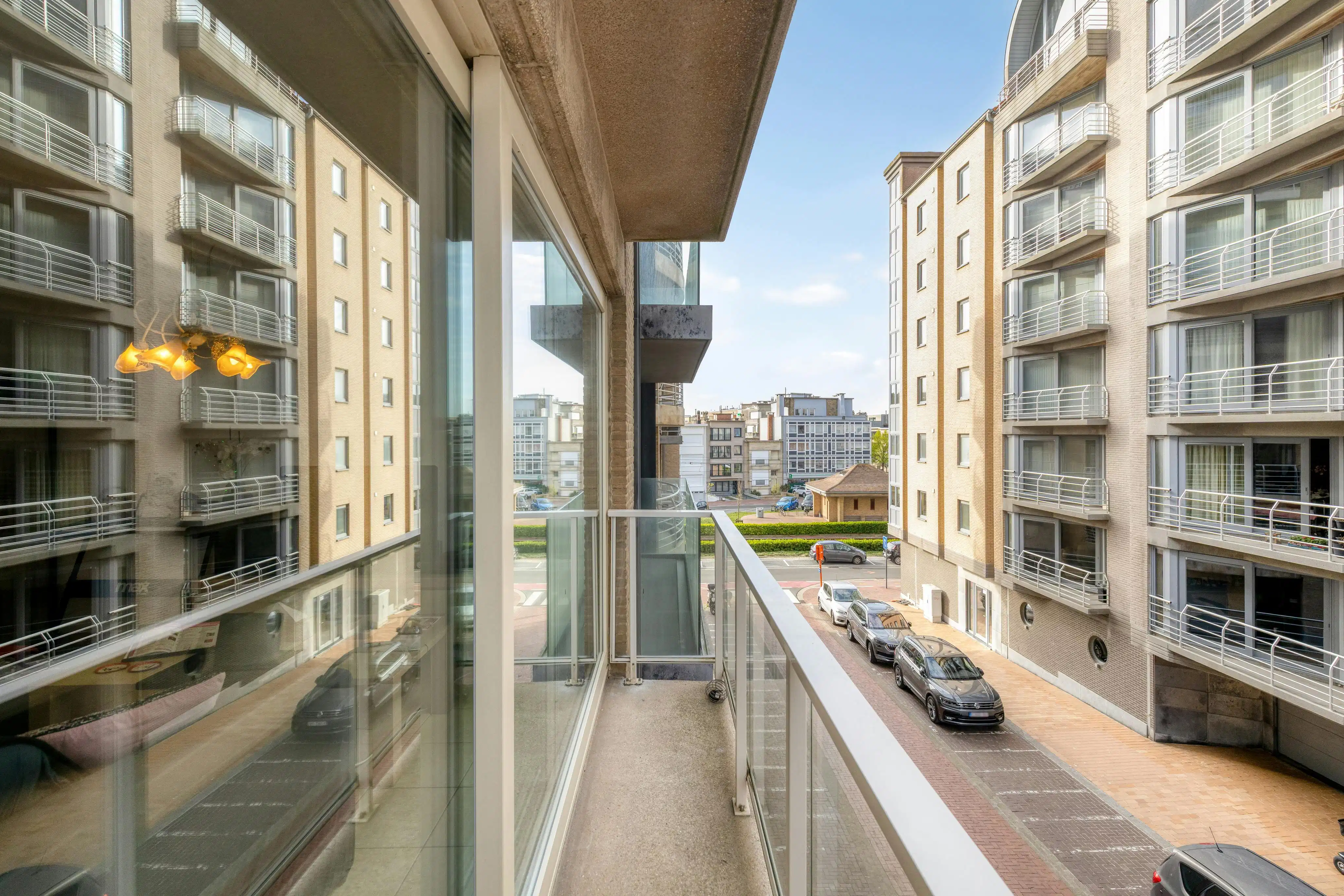 Appartement met twee slaapkamers te koop in Blankenberge foto 14